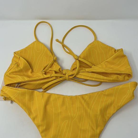 Kittenish Yellow Stay Wild Cheeky Bikini Swimsuit Size Large Brand New W/Tags - Picture 10 of 13